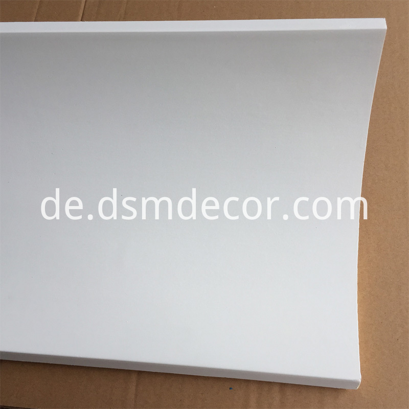 Polyurethan-Gesims-Formteil Polyurethane Cornice Moulding